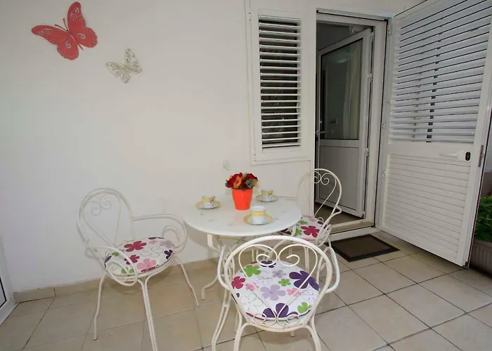 Ivona & Ivo Apartment Makarska