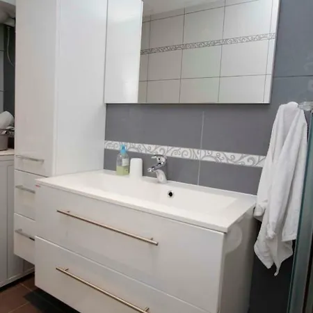 Ivona & Ivo Apartman *