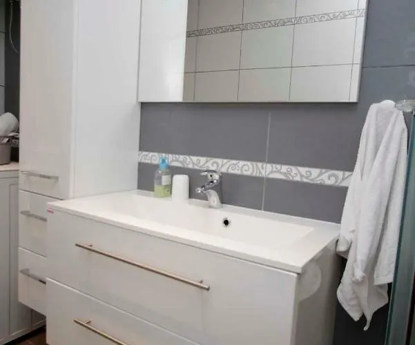 Ivona & Ivo Διαμέρισμα *